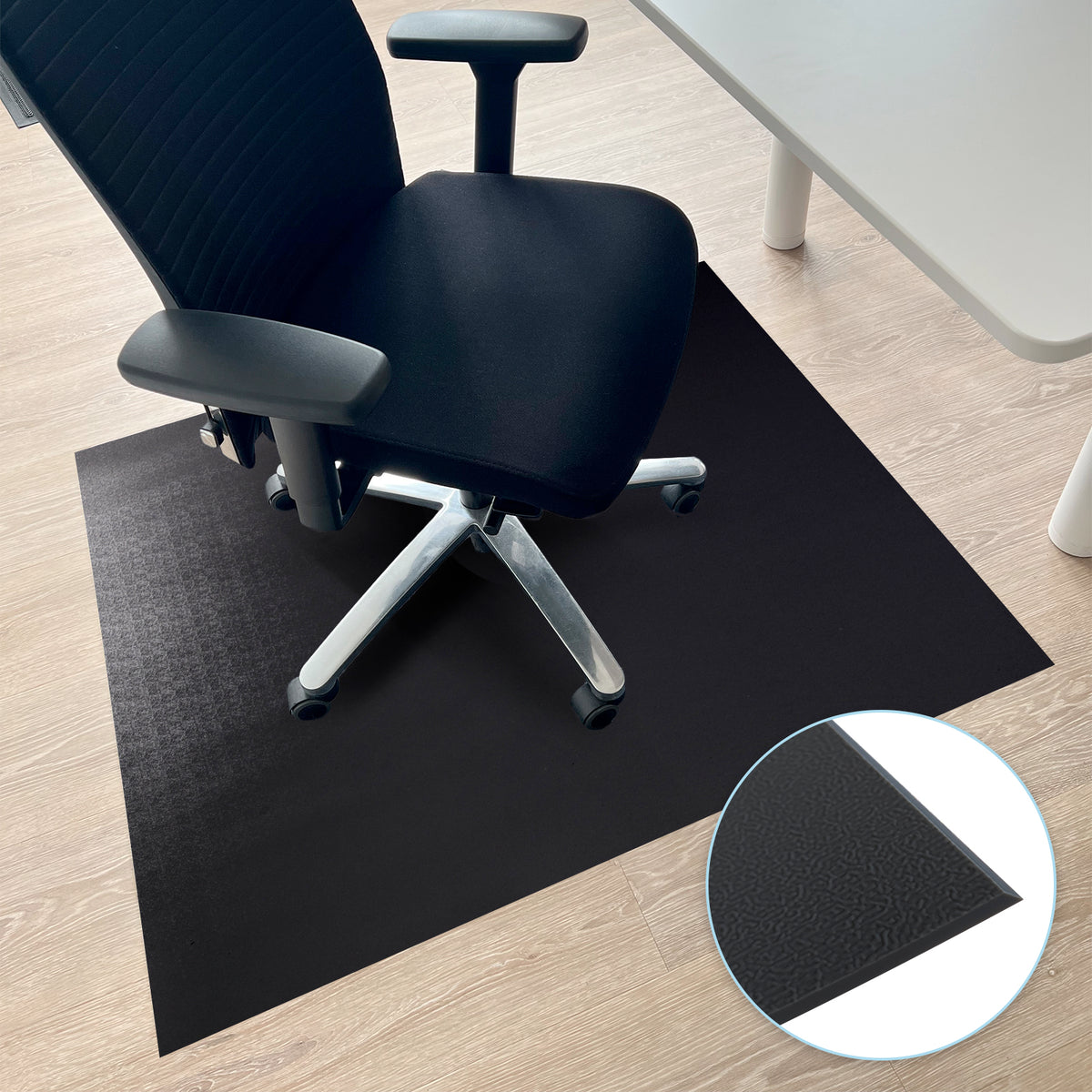 Floor protection mat with bevelled edge in various colours | Kleopatra | Optimum protection for your floors | In many sizes and colours